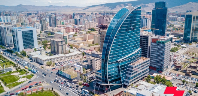 Улаанбаатарт 4 хэм дулаан