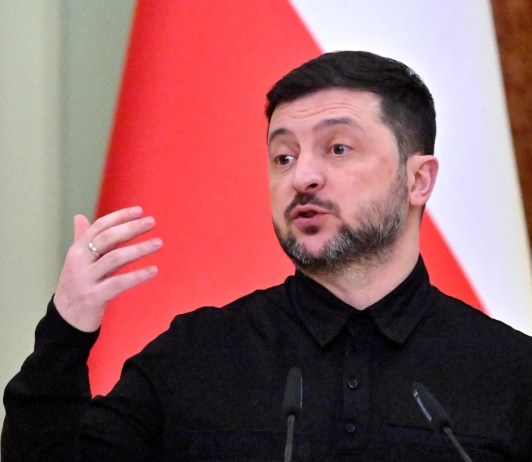 Украинд 60-аас дээш насны хүмүүсийг гэрээгээр цэргийн алба хаахыг зөвшөөрчээ