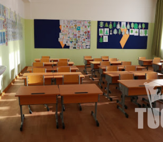 Сурагчдын хичээл эхлэх хугацааг хойшлуулах санал гаргалаа