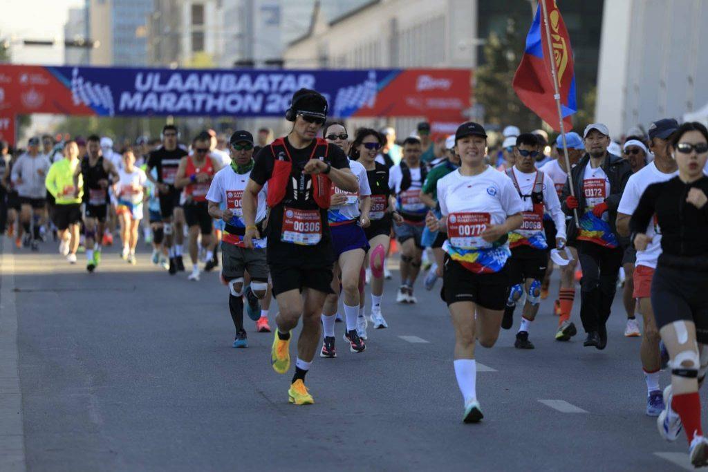 "Улаанбаатар марафон-2026" олон улсын гүйлтэд ХУД-ийн 250 байгууллагын 7080 иргэн, албан хаагч оролцлоо