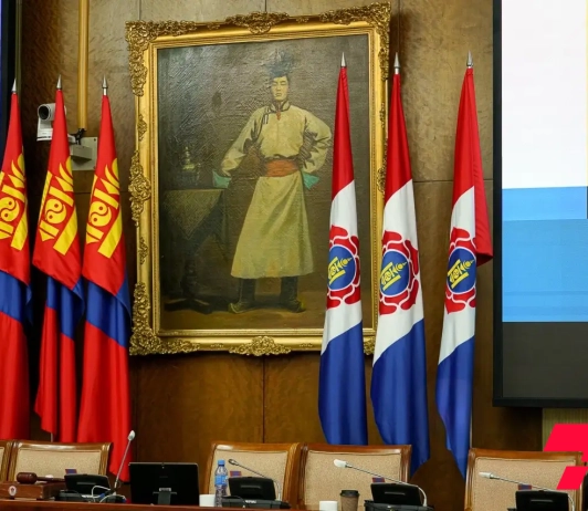 МАН: Ирээдүйн өв сангийн хүүгийн орлогыг хүүхдийн хөгжилд зориулна