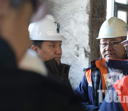 УУХҮ-ийн сайд Дарханы төмөрлөгийн үйлдвэрийн үйл ажиллагаатай танилцлаа