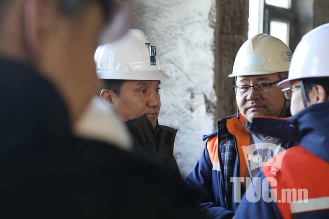 УУХҮ-ийн сайд Дарханы төмөрлөгийн үйлдвэрийн үйл ажиллагаатай танилцлаа
