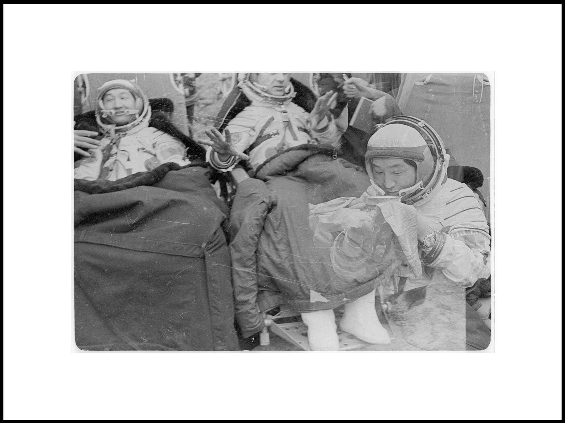 “Зургийн хальсанд мөнхөрсөн түүх” буюу үнэн түүхийг өгүүлэх "ҮНЭН"
