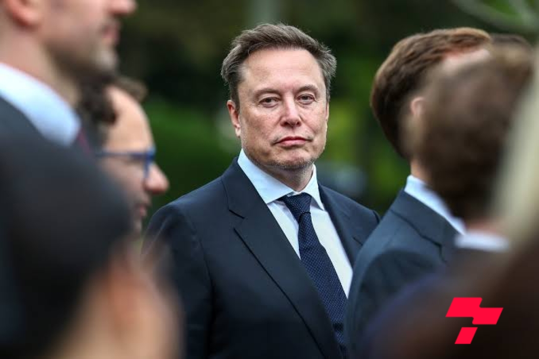 Илон Маск SpaceX  ба Tesla компаниудыг нэгтгэх нь маш зөв санаа гэжээ