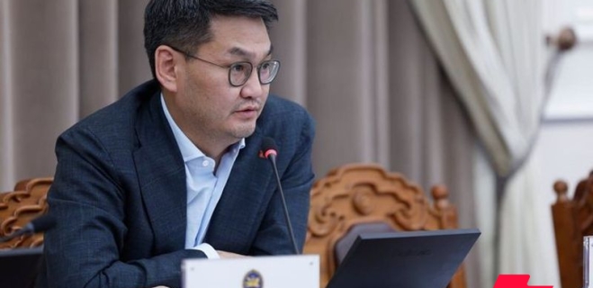 Ө.Шижир: Төсвийн задаргааг ил болгох хуулийн төслийг өргөн барьсан гишүүд нь унагаачихлаа