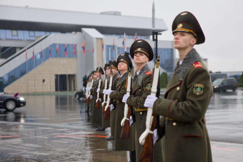Ерөнхийлөгч У.Хүрэлсүх Бүгд Найрамдах Беларусь Улсад төрийн айлчлал хийхээр хүрэлцэн ирлээ