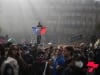 Францад жагсаал, цуглааныг хориглох талаар хэлэлцэж эхэлжээ