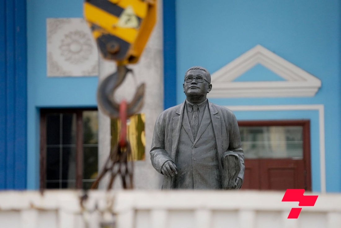 С.Зоригийн хөшөөг зөвшөөрөлгүй зөөсөн ААН-ийг нэг сая төгрөгөөр торгов
