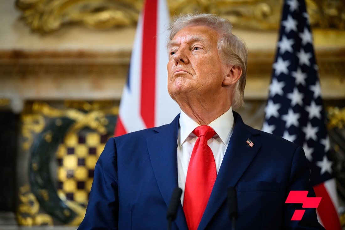 Дональд Трамп H-1B визтэй хүмүүст шинэ ажил олох боломж олгодог 60 хоногийн хугацааг цуцлах санал гаргажээ