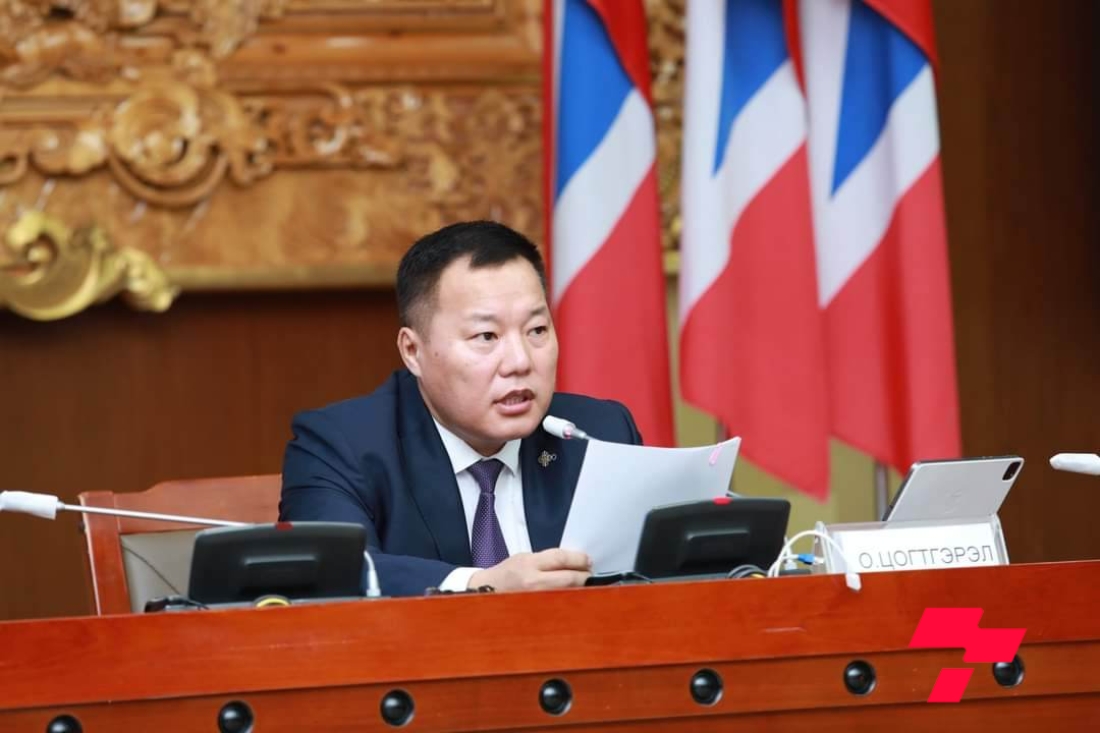 О.Цогтгэрэл: Ерөнхий сайд өөртөө итгэл үзүүлэх эсэх асуудлыг УИХ-д оруулж иртэл бид шахна