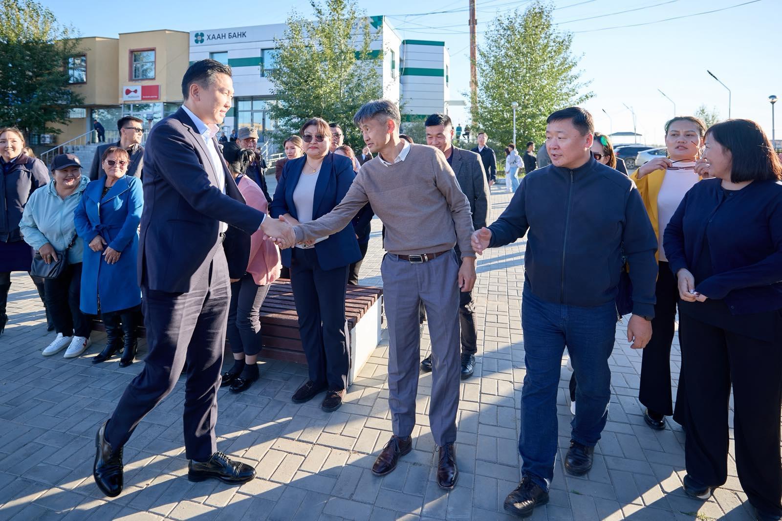 "Ерөнхий сайдаас асуу" уулзалт Багануур дүүргээс эхэллээ